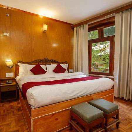 Holiday Home International -Vivaan Stays Manāli Екстериор снимка
