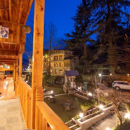 Holiday Home International -Vivaan Stays Manāli Екстериор снимка