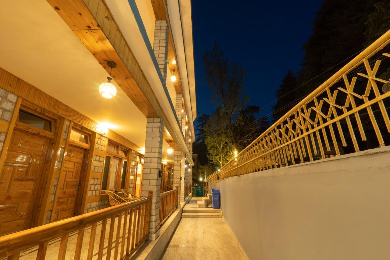 Holiday Home International -Vivaan Stays Manāli Екстериор снимка