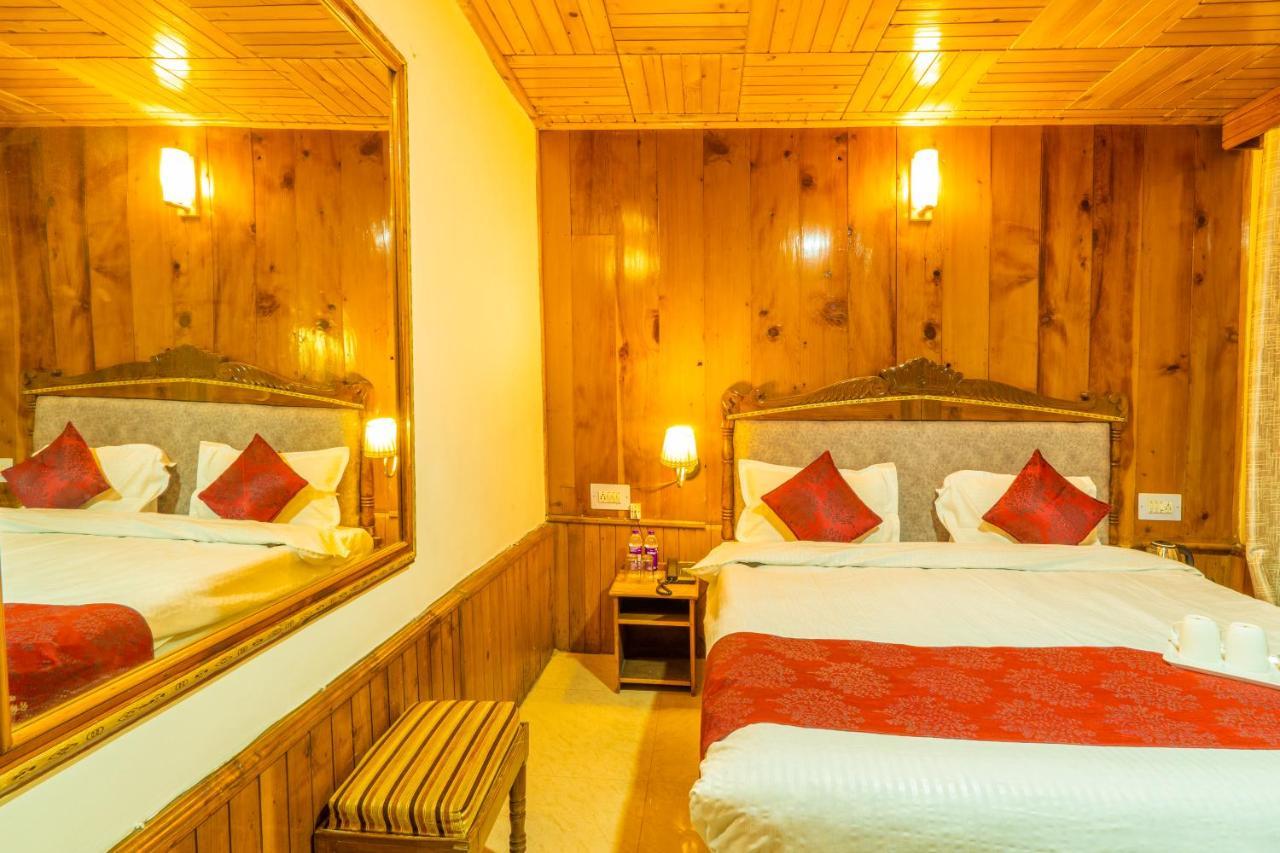 Holiday Home International -Vivaan Stays Manāli Екстериор снимка