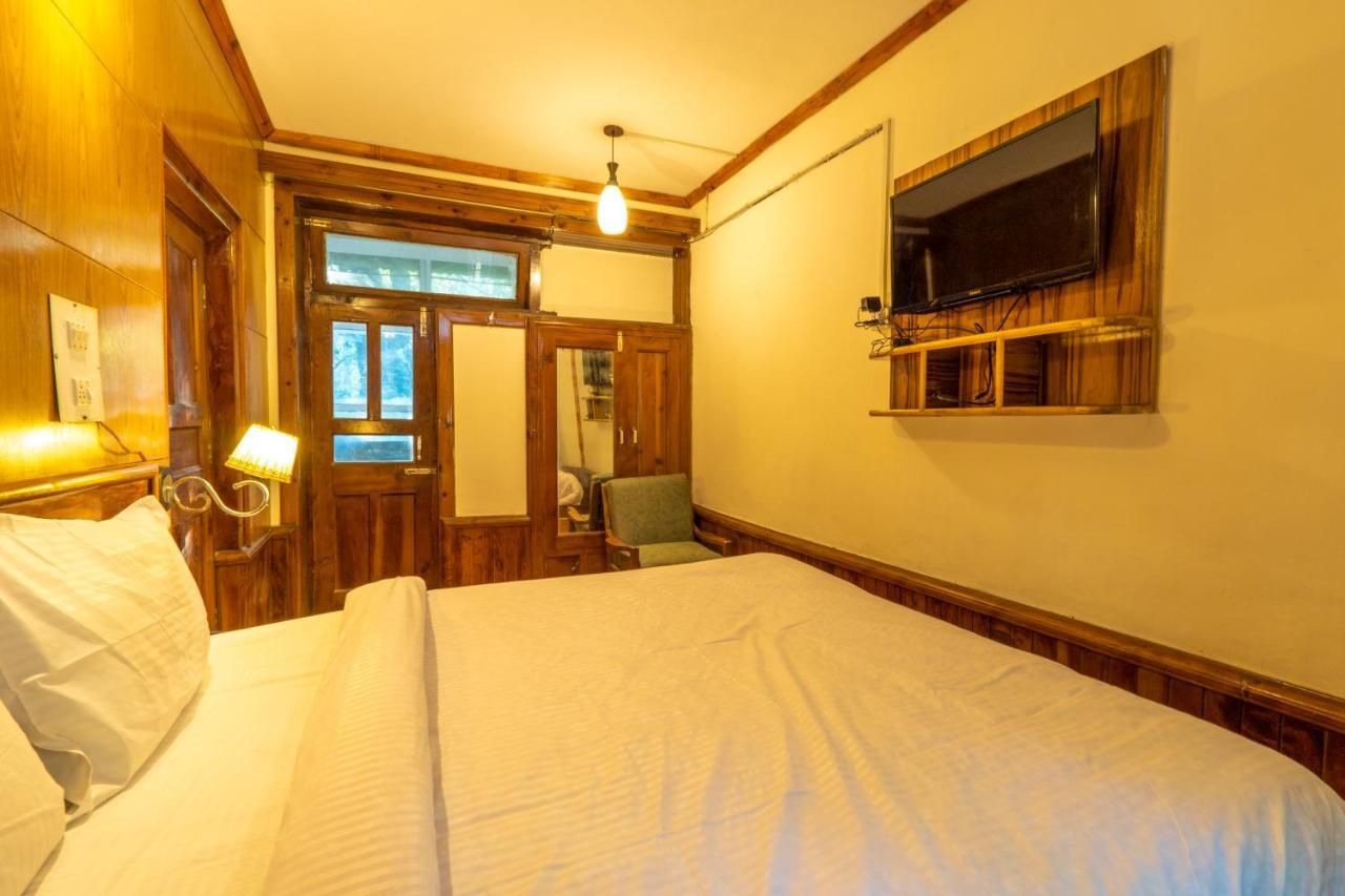 Holiday Home International -Vivaan Stays Manāli Екстериор снимка