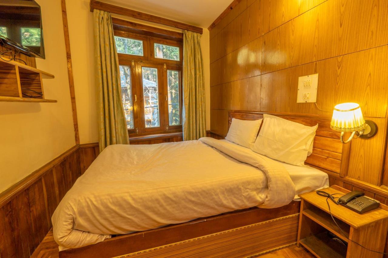 Holiday Home International -Vivaan Stays Manāli Екстериор снимка